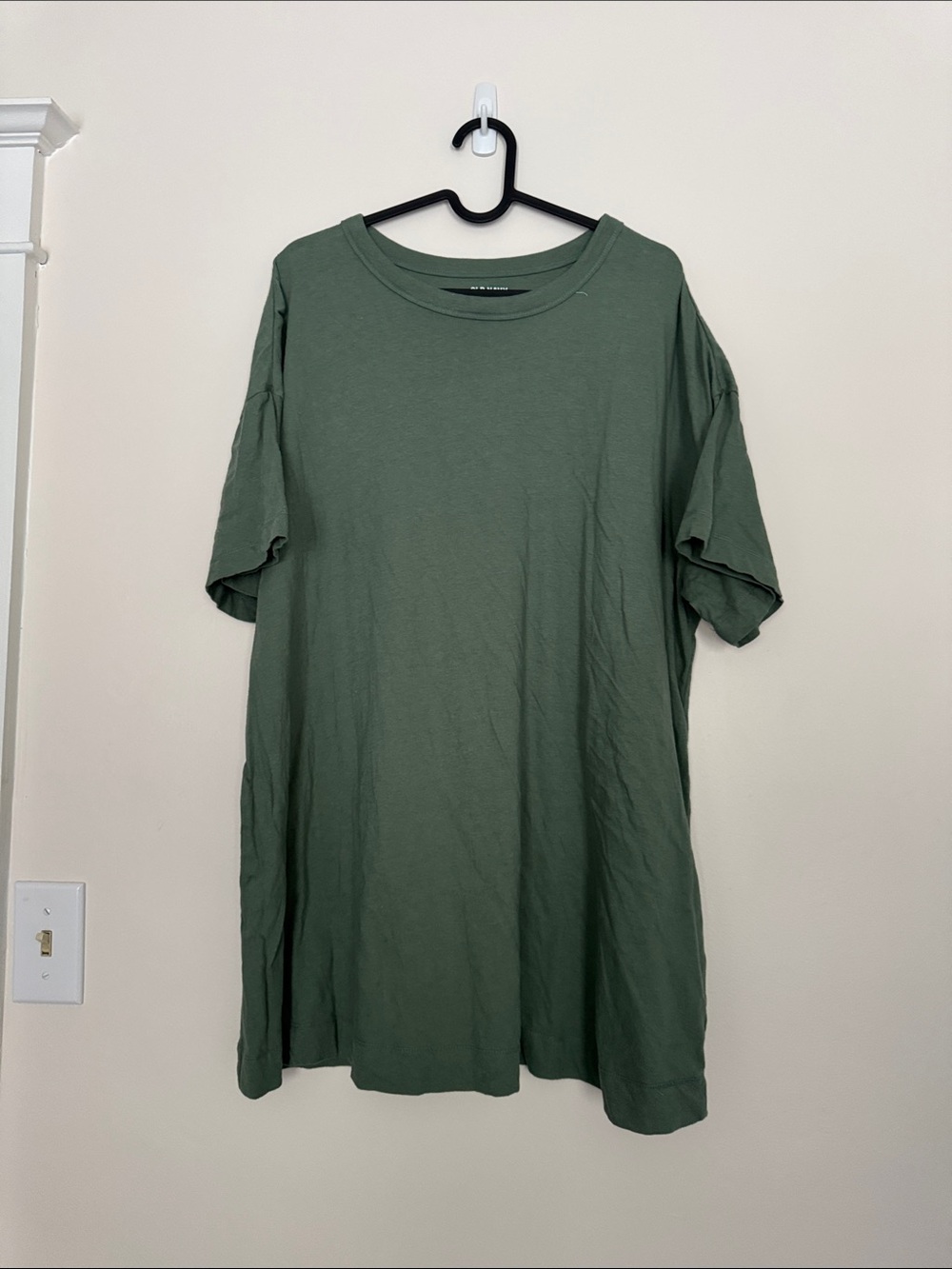 Old Navy Olive Green Short Sleeve Crewneck Tee